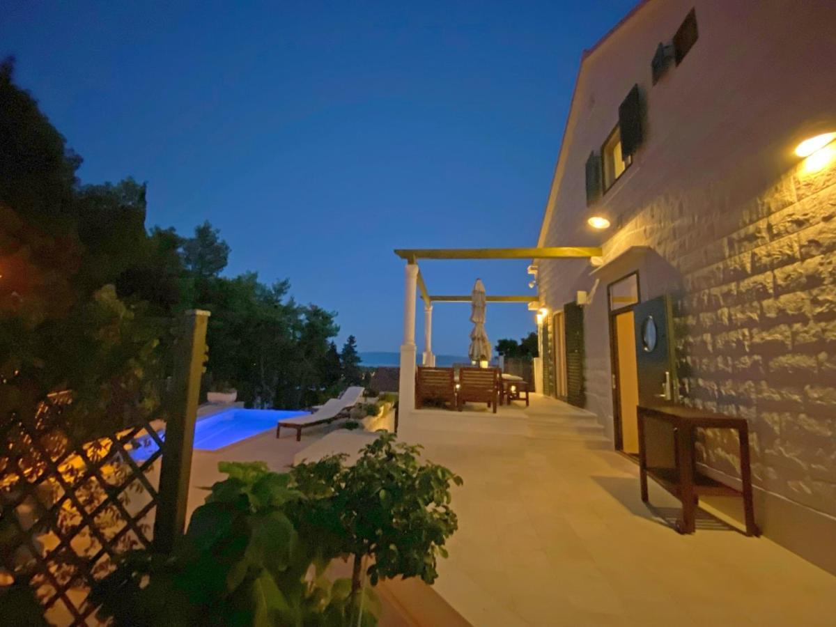 Holiday Home Nevista Sumartin Buitenkant foto