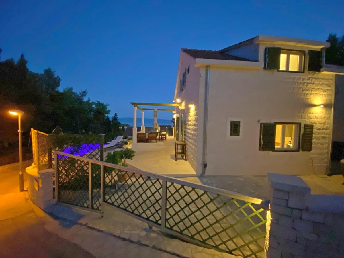 Holiday Home Nevista Sumartin Buitenkant foto