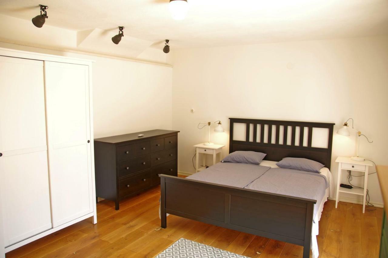 Holiday Home Nevista Sumartin Buitenkant foto